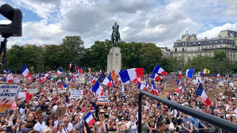 Plus d’un million de manifestants dans toute la France !