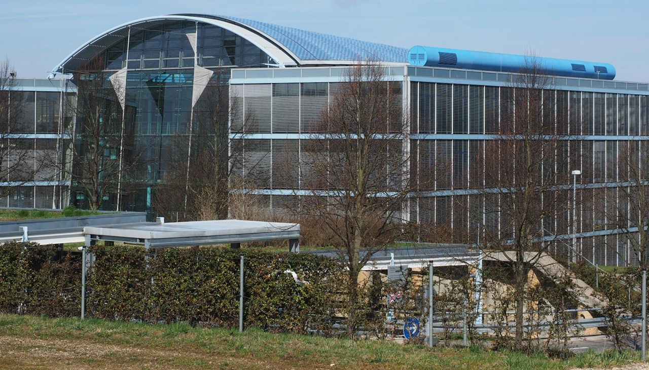 Le fossoyeur de la nation a bradé 1608 entreprises françaises en une décennie